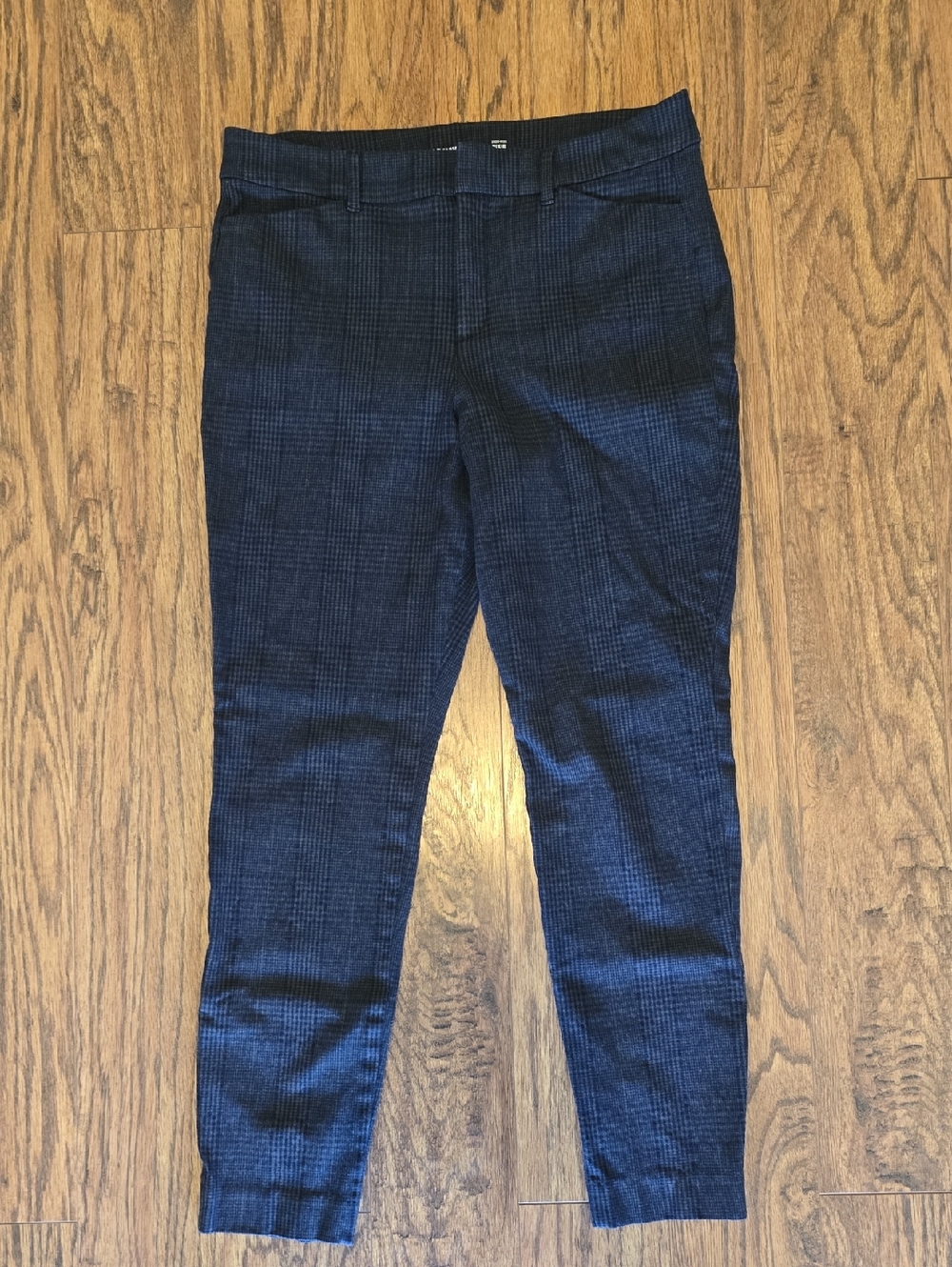 Old Navy High-Rise Pixie Ankle Pants VGUC - Women's Size 12 - Blue Plaid